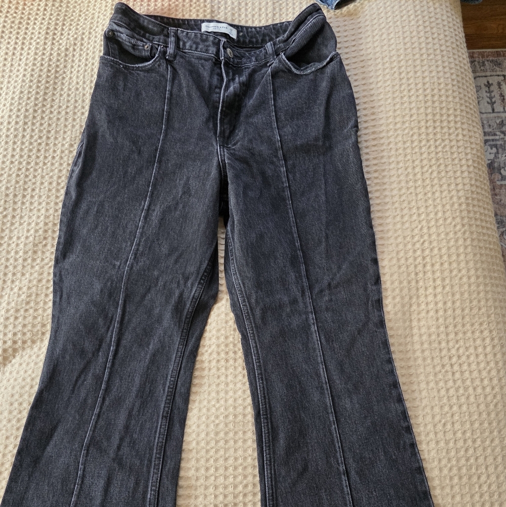 Abercrombie & Fitch High Rise Jeans